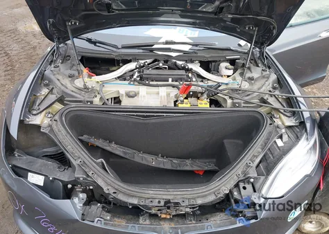 2020 Tesla Model S Long Range Dual Motor All-Wheel Drive/Long Range Plus Dual Motor All-Wheel Drive z USA, uszkodzony, nr VIN 5YJSA1E2XLF369976